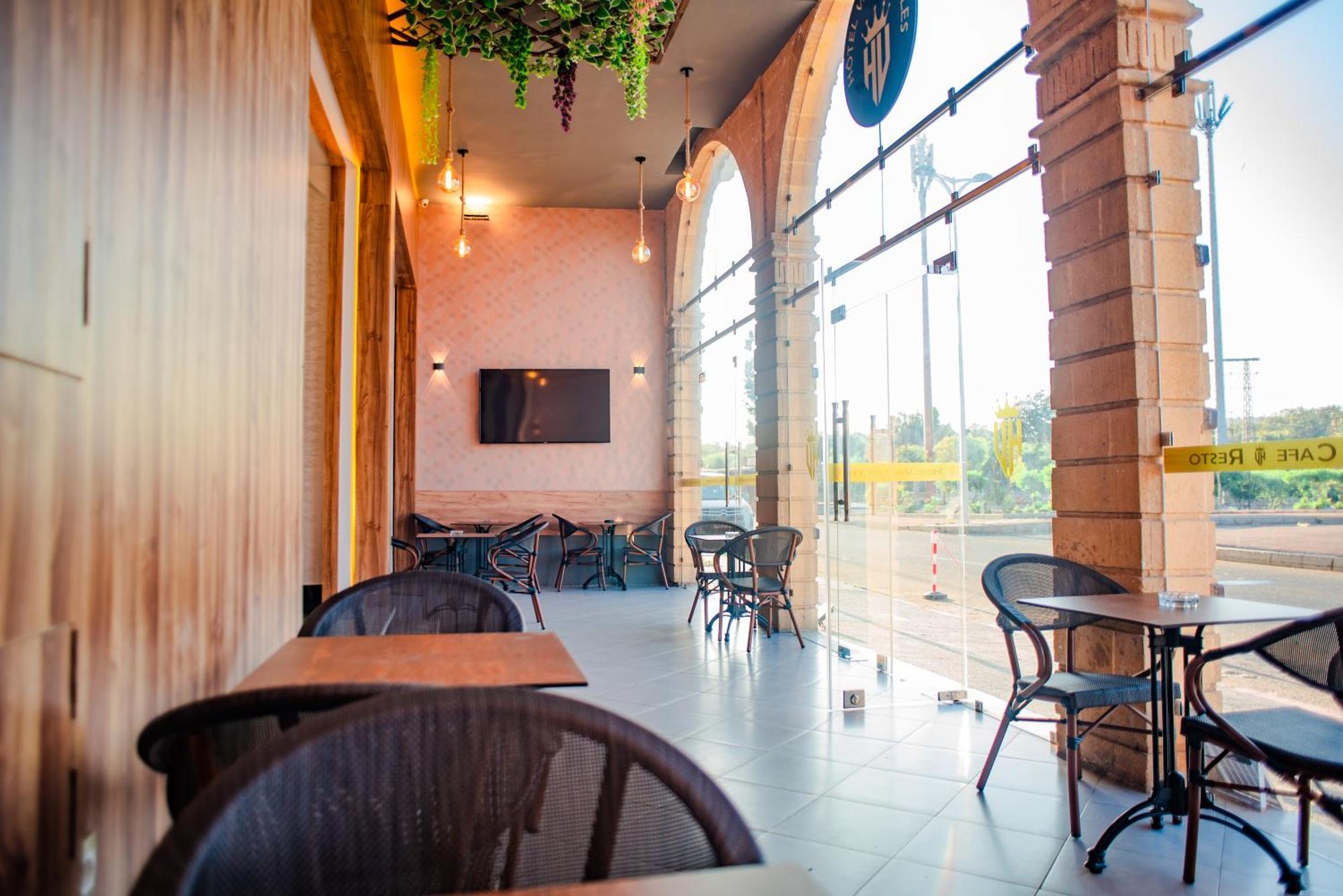 Hotel Vents Des Iles Εσαουίρα Εξωτερικό φωτογραφία