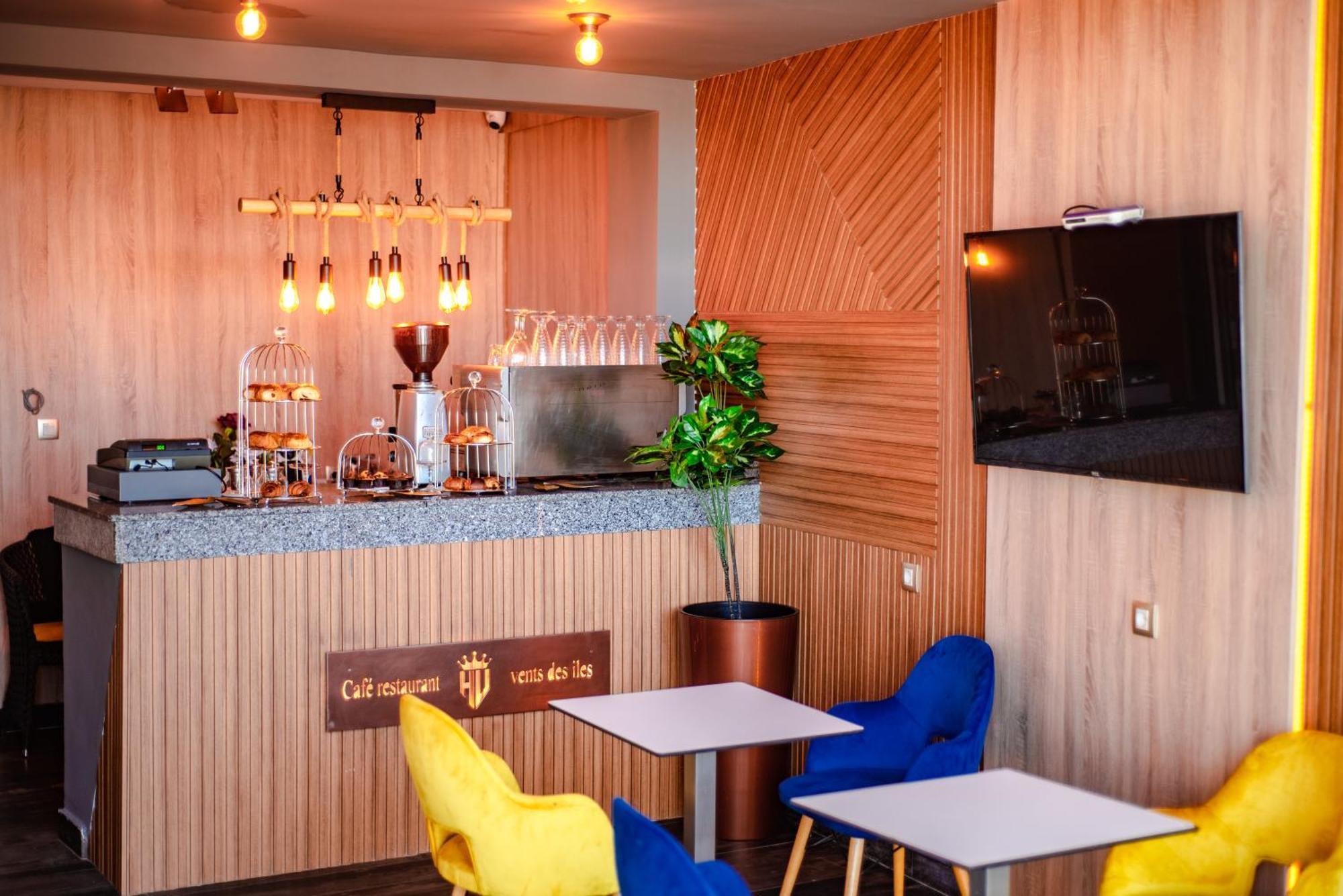 Hotel Vents Des Iles Εσαουίρα Εξωτερικό φωτογραφία